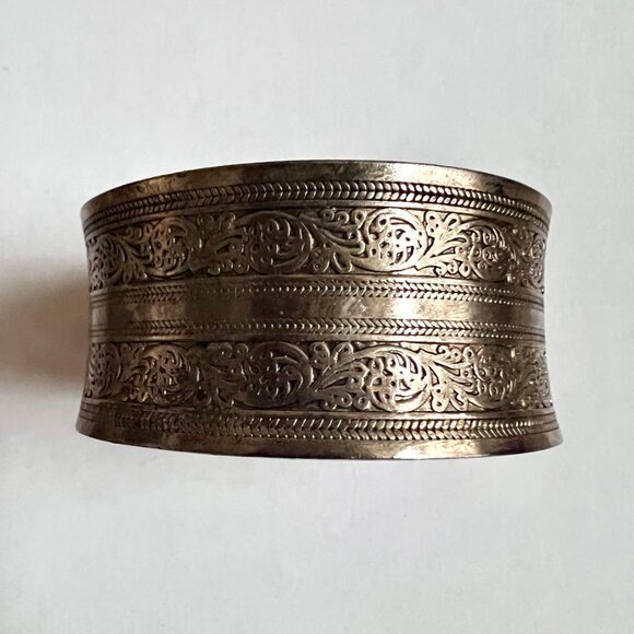 PRETTY STITCHED BLACK/ RED SALWAR KAMEEZ SIZE XS-S + FREE GIFT - Picture 6 of 6